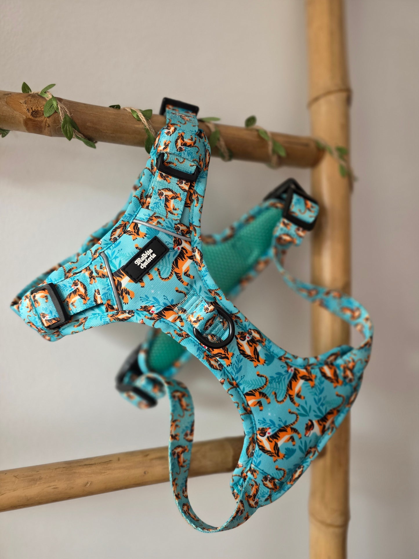 ARNÉS TRAIL PRO FLOW BENGALA